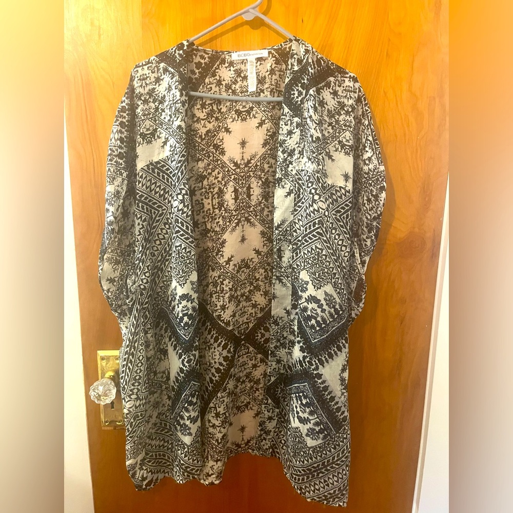 BCBGeneration navy and white kimono with gold embellishments; boho